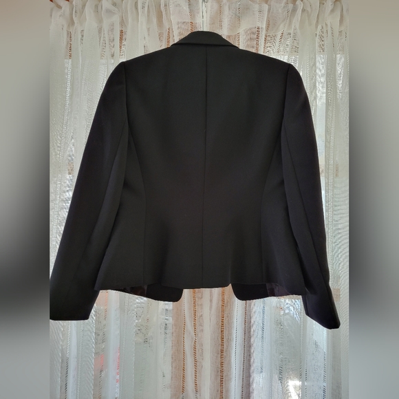 Tahari by Arthur S. Levine Women's Black Blazer - Picture 3 of 6